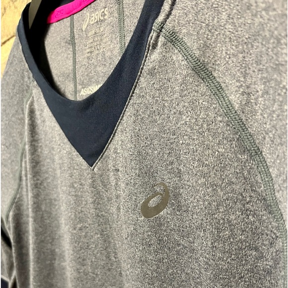 EUC ASICS long sleeve workout dry fit running gym shirt medium - Picture 2 of 7